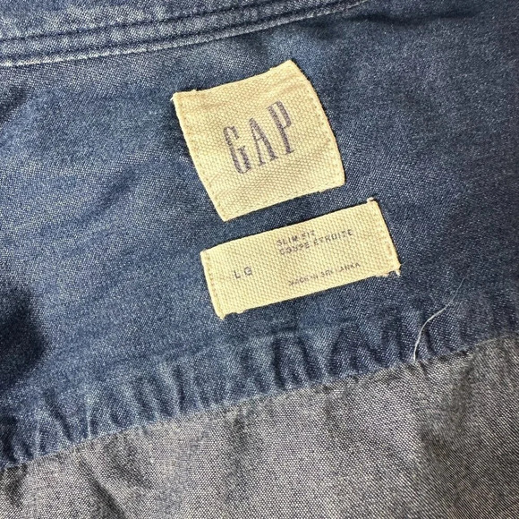 Gap Long sleeve  Button down shirt - Picture 7 of 8